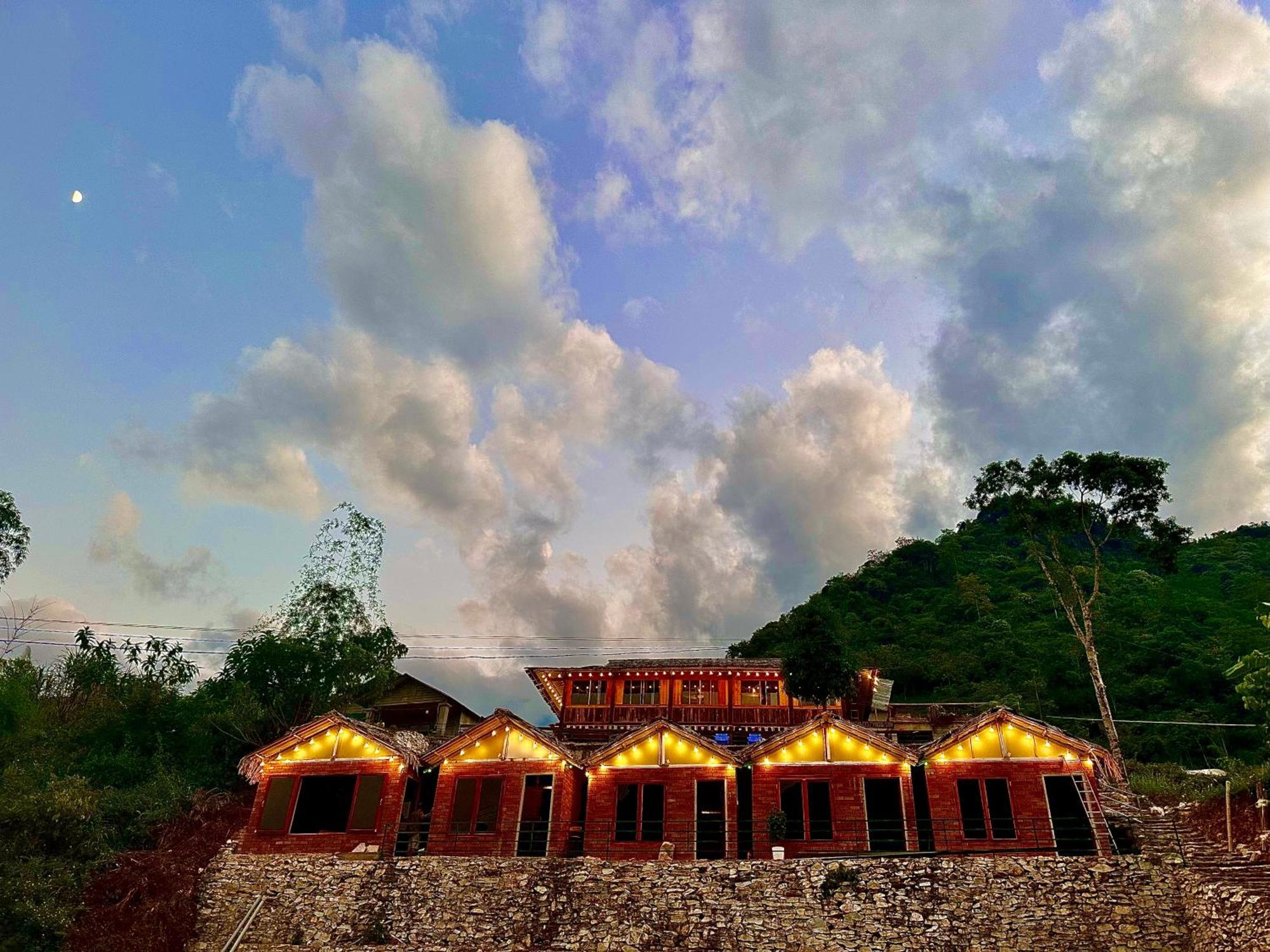 Du Gia Cozy Homestay & Tours Lang Cac Exterior photo